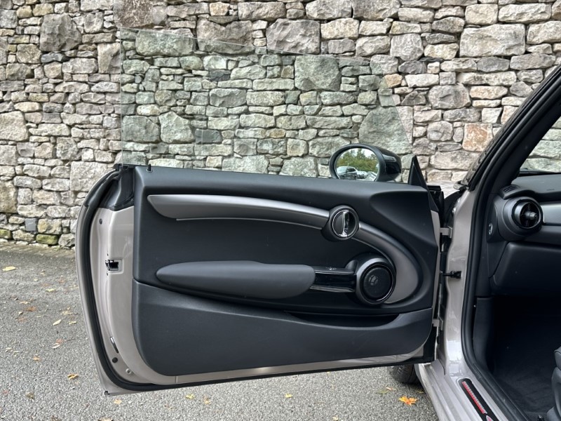 2025 (25) MINI CONVERTIBLE 2.0 John Cooper Works 2dr Auto 4638707