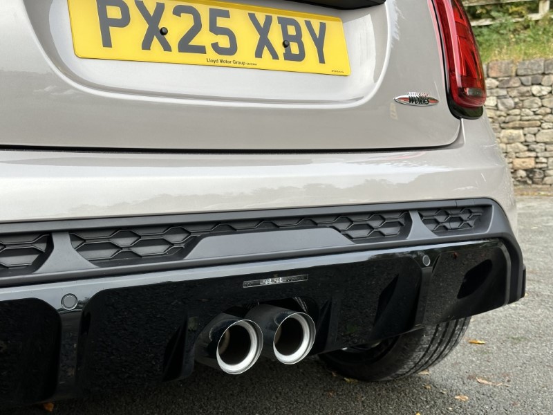 2025 (25) MINI CONVERTIBLE 2.0 John Cooper Works 2dr Auto 4638663