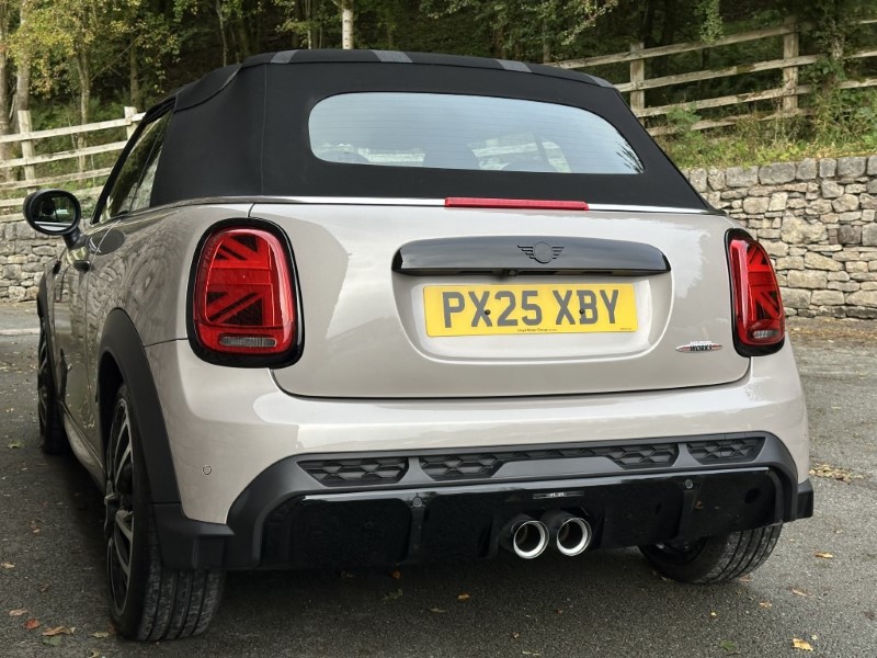 2025 (25) MINI CONVERTIBLE 2.0 John Cooper Works 2dr Auto 4638662