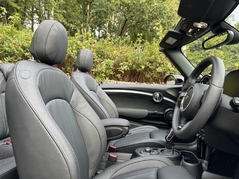 2025 (25) MINI CONVERTIBLE 2.0 John Cooper Works 2dr Auto 4638741