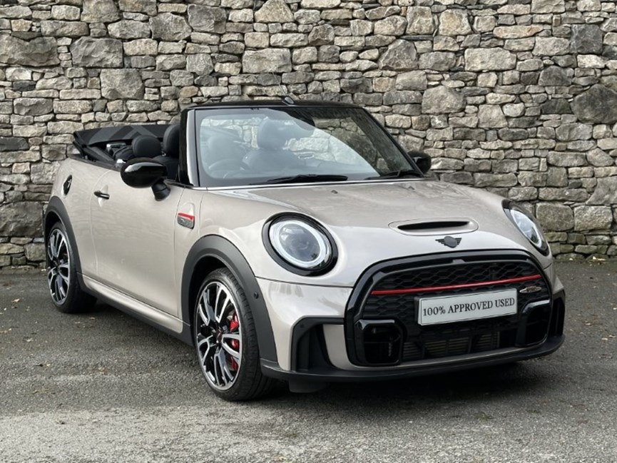 2025 (25) MINI CONVERTIBLE 2.0 John Cooper Works 2dr
