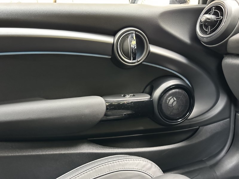 2025 (25) MINI CONVERTIBLE 2.0 John Cooper Works 2dr Auto 4638680