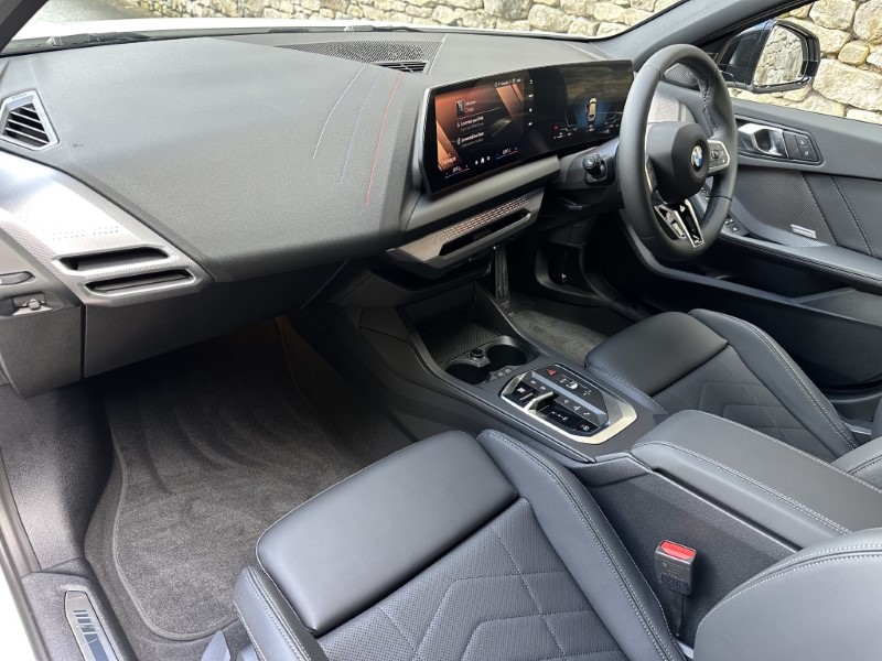 2025 (75) BMW 1 SERIES 120 M Sport 5dr  4644001