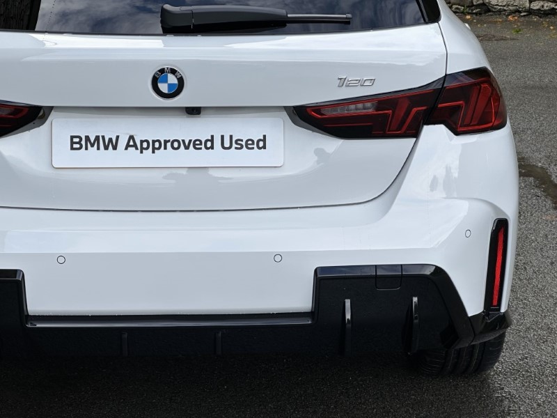 2025 (75) BMW 1 SERIES 120 M Sport 5dr  4643970