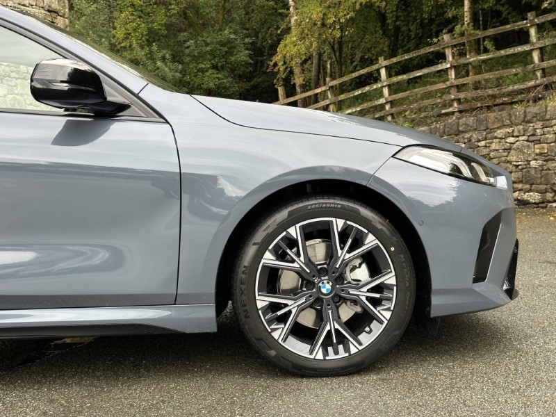 2025 (75) BMW 1 SERIES 120 M Sport 5dr 4644336