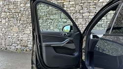 2025 (75) BMW X5 xDrive50e M Sport 5dr 4641935