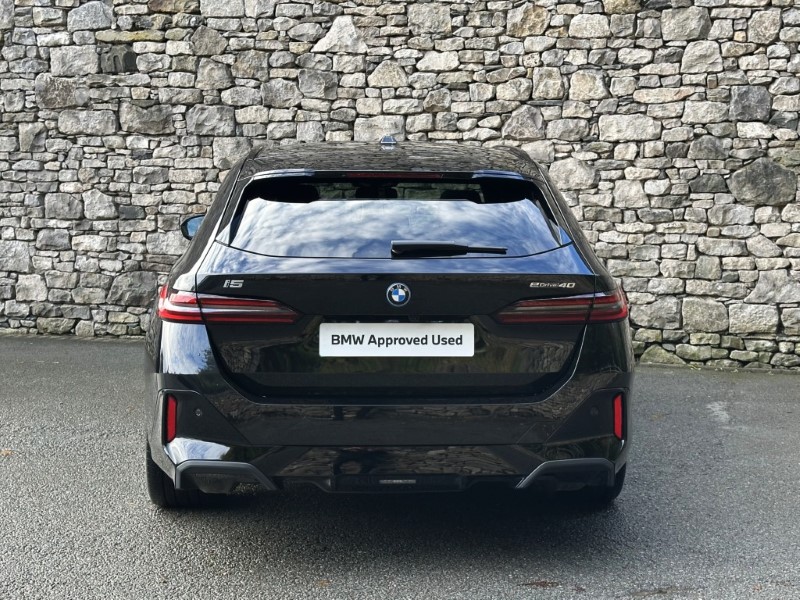 2025 (25) BMW I5 250kW eDrive40 M Sport Pro Touring  4696648