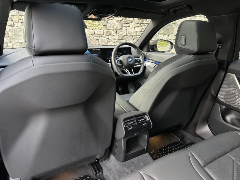 2025 (25) BMW I5 250kW eDrive40 M Sport Pro Touring  4696652