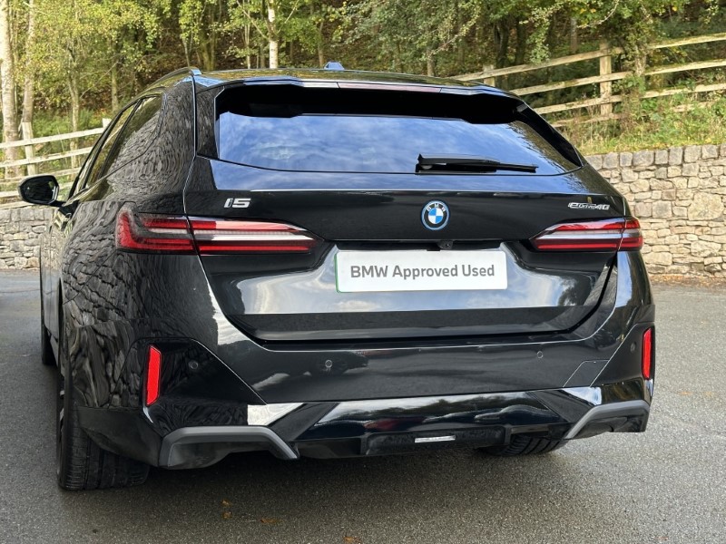 2025 (25) BMW I5 250kW eDrive40 M Sport Pro Touring  4696607