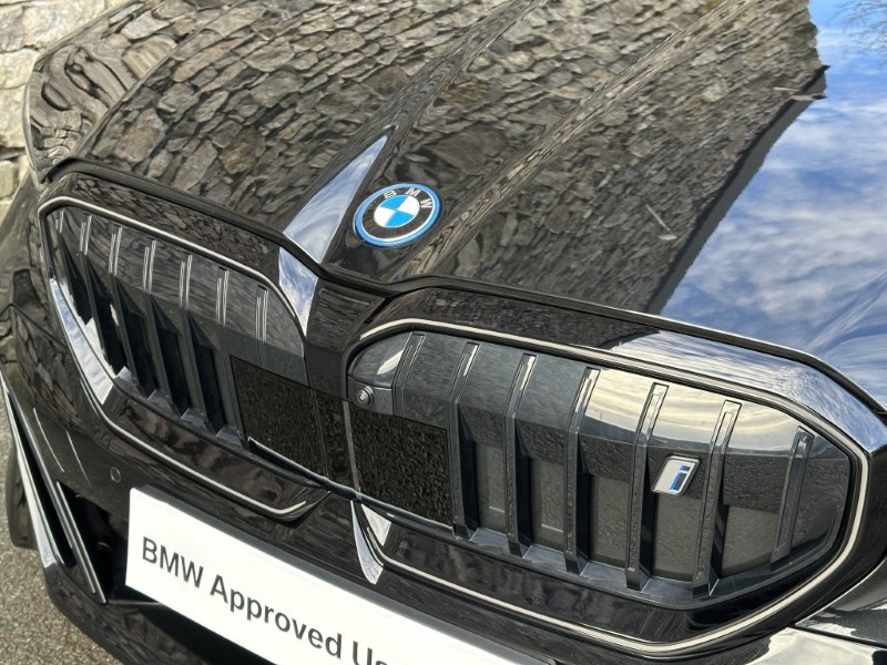 2025 (25) BMW I5 250kW eDrive40 M Sport Pro Touring  4696637