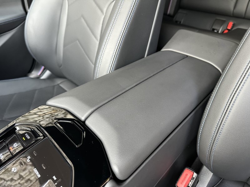 2025 (25) BMW I5 250kW eDrive40 M Sport Pro Touring  4696640