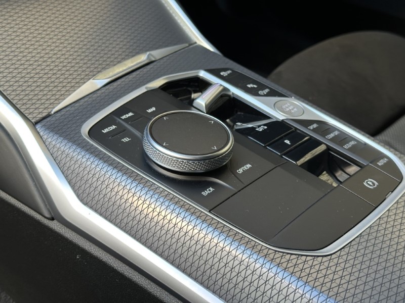 2025 (25) BMW 3 SERIES 320i M Sport 4dr Saloon  4693651