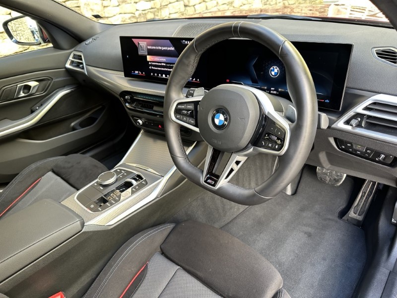 2025 (25) BMW 3 SERIES 320i M Sport 4dr Saloon  4693617
