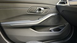 2025 (25) BMW 3 SERIES 320i M Sport 4dr Saloon 4693632