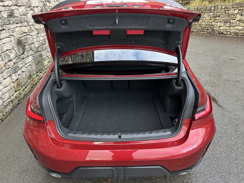 2025 (25) BMW 3 SERIES 320i M Sport 4dr Saloon  4804555