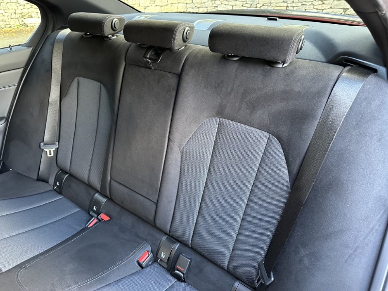 2025 (25) BMW 3 SERIES 320i M Sport 4dr Saloon  4693660