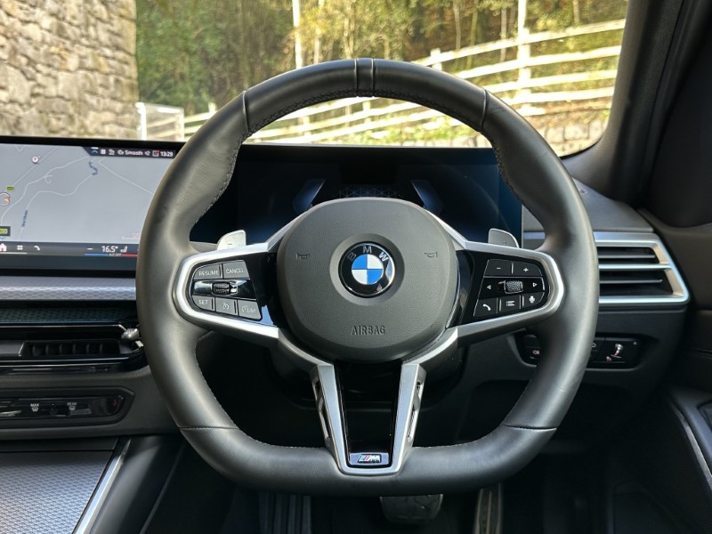 2025 (25) BMW 3 SERIES 320i M Sport 4dr Saloon  4693628