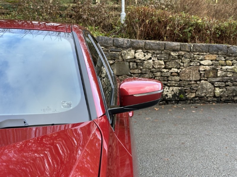 2025 (25) BMW 3 SERIES 320i M Sport 4dr Saloon  4804562