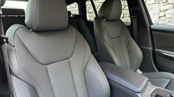 2025 (25) BMW 3 SERIES 330e 22.3 kWh M Sport Touring  4698226