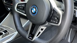 2025 (25) BMW 3 SERIES 330e 22.3 kWh M Sport Touring  4698228