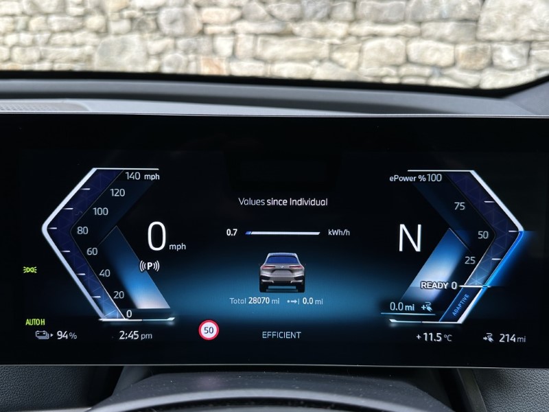 2023 (73) BMW iX 240kW xDrive40 M Sport 4711402