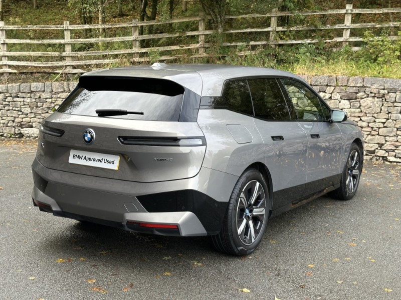 2023 (73) BMW iX 240kW xDrive40 M Sport 4711433