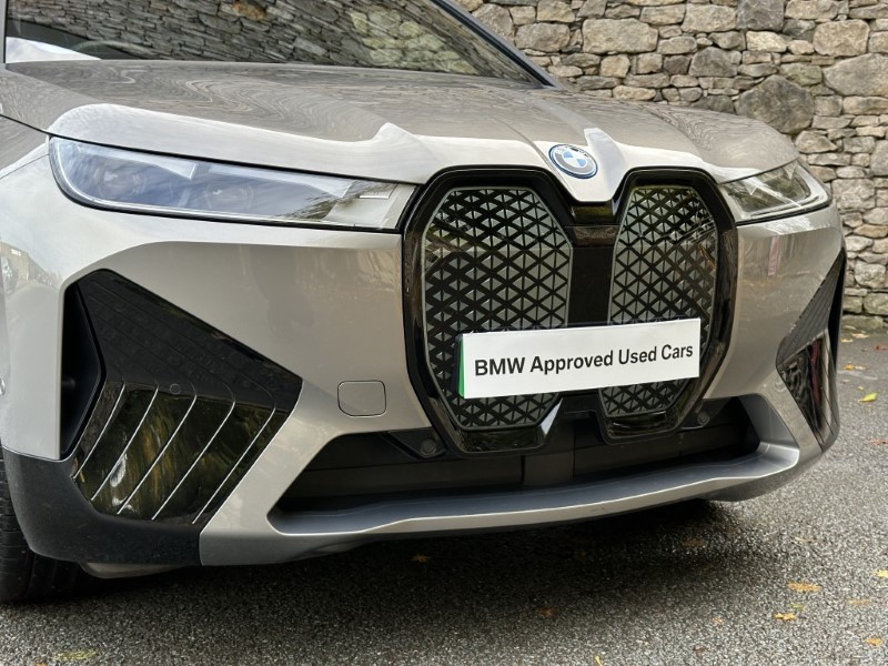 2023 (73) BMW iX 240kW xDrive40 M Sport 4711422