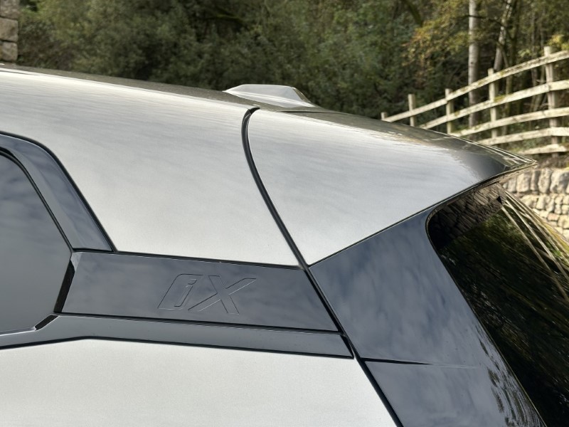 2023 (73) BMW iX 240kW xDrive40 M Sport 4711414