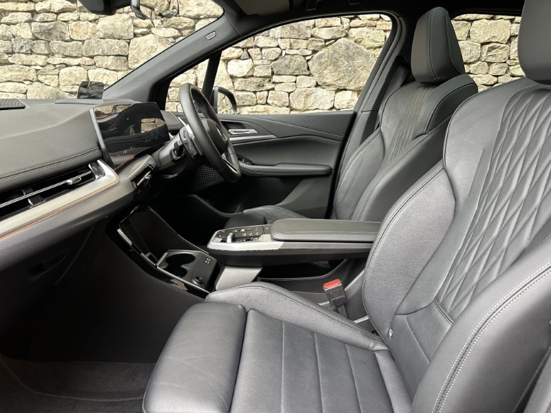 2024 (24) BMW 2 SERIES 220i MHT M Sport Active Tourer  4706869