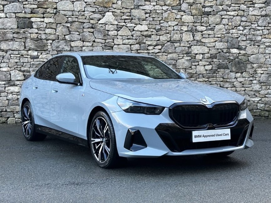 2023 (73) BMW 5 SERIES 520i M Sport Pro Saloon