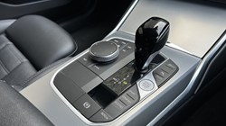 2022 (22) BMW 3 SERIES 320i M Sport 5dr Touring 4837047