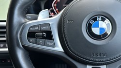 2022 (22) BMW 3 SERIES 320i M Sport 5dr Touring 4837054