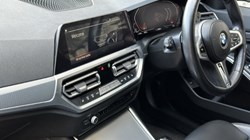 2022 (22) BMW 3 SERIES 320i M Sport 5dr Touring 4837064