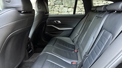 2022 (22) BMW 3 SERIES 320i M Sport 5dr Touring 4837062