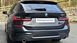 2022 (22) BMW 3 SERIES 320i M Sport 5dr Touring 4837028