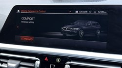 2022 (22) BMW 3 SERIES 320i M Sport 5dr Touring 4837085