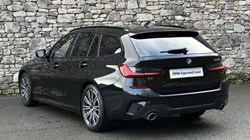 2022 (22) BMW 3 SERIES 320i M Sport 5dr Touring 4837072