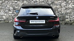 2022 (22) BMW 3 SERIES 320i M Sport 5dr Touring 4837071