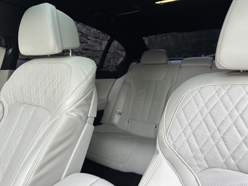 2019 (69) BMW 7 SERIES 745Le xDrive M Sport  4709112