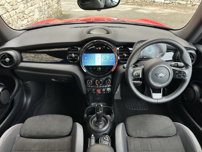 2023 (73) MINI CONVERTIBLE 1.5 Cooper Sport Premium 2dr Auto 4707360