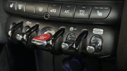 2023 (73) MINI CONVERTIBLE 1.5 Cooper Sport Premium 2dr Auto 4707373