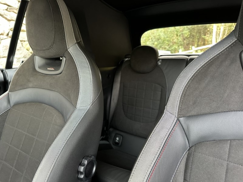 2023 (73) MINI CONVERTIBLE 1.5 Cooper Sport Premium 2dr Auto 4707382