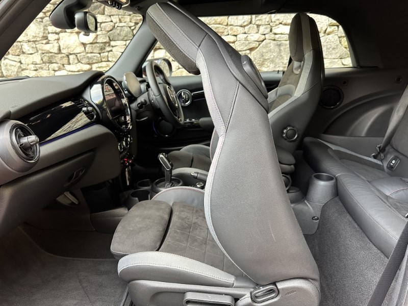 2023 (73) MINI CONVERTIBLE 1.5 Cooper Sport Premium 2dr Auto 4707385