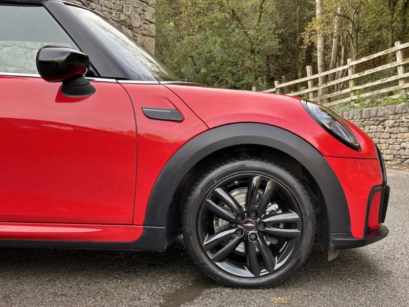 2023 (73) MINI CONVERTIBLE 1.5 Cooper Sport Premium 2dr Auto 4707408