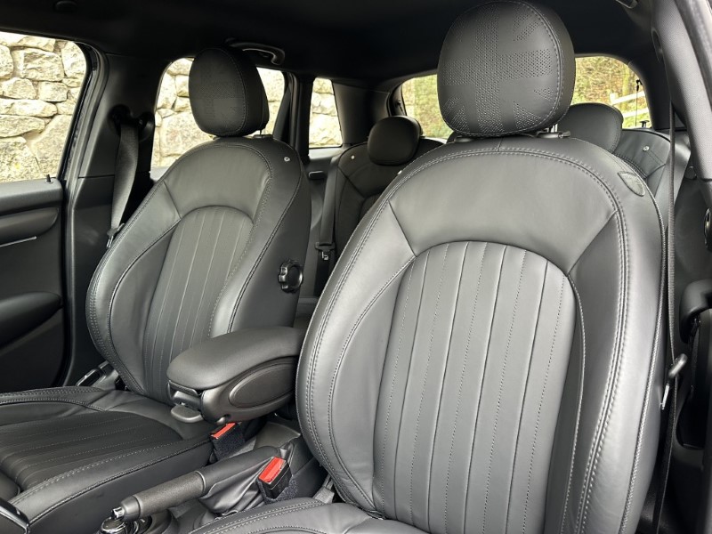 2023 (23) MINI HATCHBACK 1.5 Cooper Exclusive 5dr 4730281