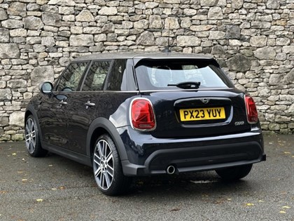 2023 (23) MINI HATCHBACK 1.5 Cooper Exclusive 5dr