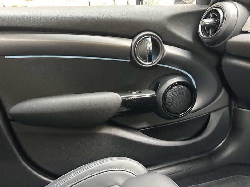 2023 (23) MINI HATCHBACK 1.5 Cooper Exclusive 5dr 4730267