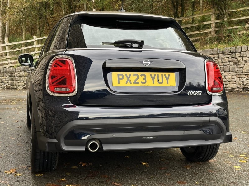 2023 (23) MINI HATCHBACK 1.5 Cooper Exclusive 5dr 4730249