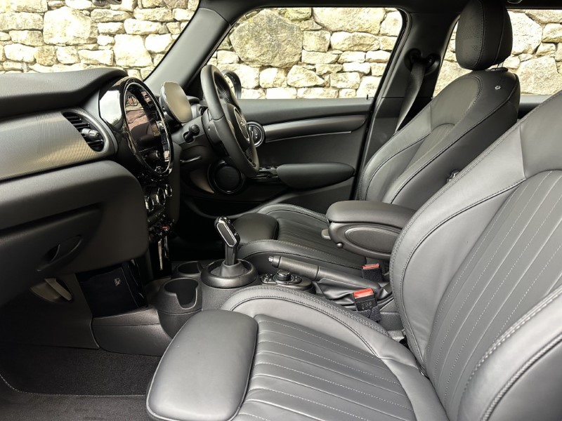 2023 (23) MINI HATCHBACK 1.5 Cooper Exclusive 5dr 4730280