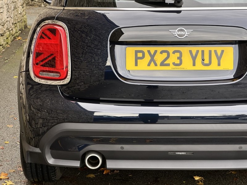 2023 (23) MINI HATCHBACK 1.5 Cooper Exclusive 5dr 4730250